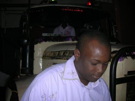 Lui son nom c Abib un mec super cool